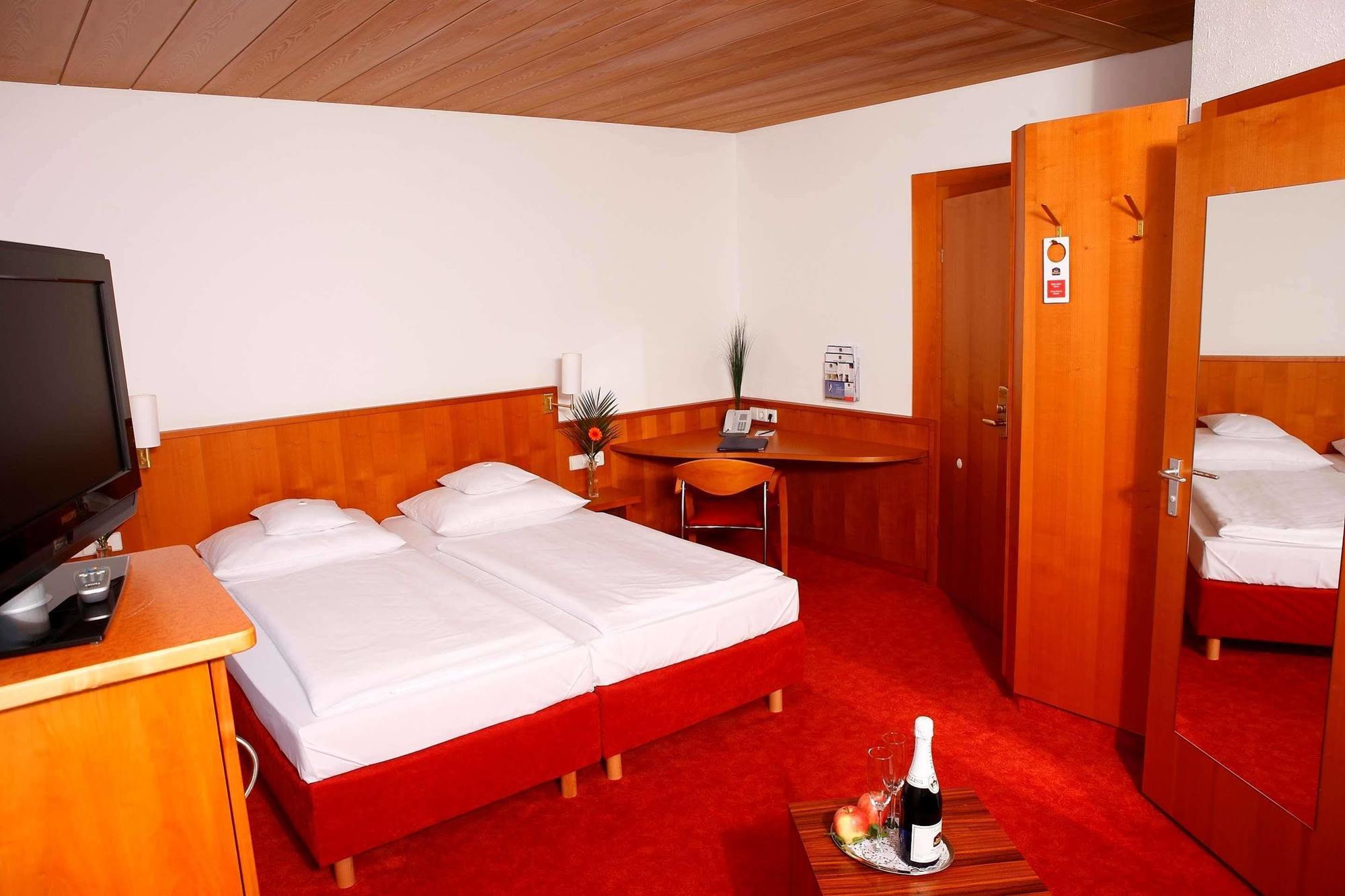 Hotel Stuttgart 21 Экстерьер фото